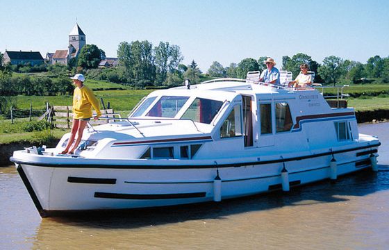 Le Boat Corvette A Budget 13