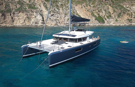 Lagoon 52 F Goa 10