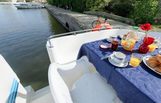 Le Boat Countess Budget 17