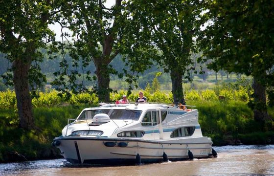 Le Boat Magnifique Comfort 38