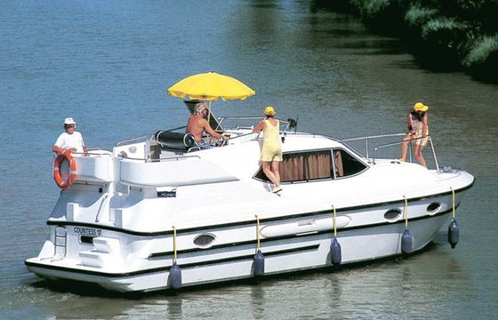 Le Boat Countess Budget 9