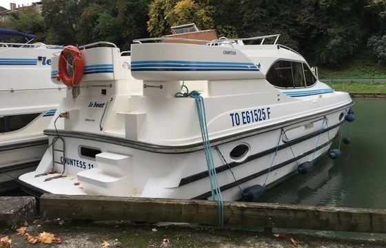 Le Boat Countess Budget 9