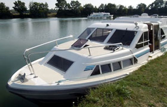 Le Boat Crusader Budget 18