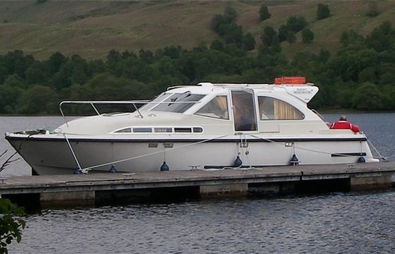 Le Boat Mountain Star Budget 1