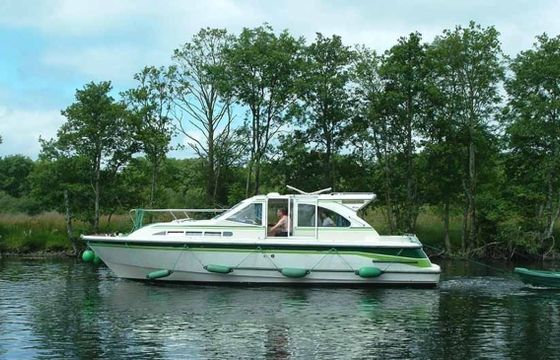 Le Boat Mountain Star Budget 1