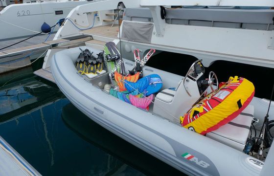 Lagoon 620 Foxy Lady