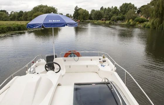 Le Boat Consul Budget 6