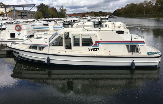 Le Boat Corvette A Budget 15