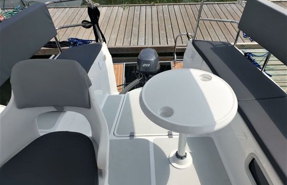 Laguna 700 700
