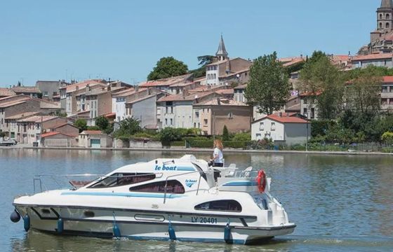 Le Boat Consul Budget 12