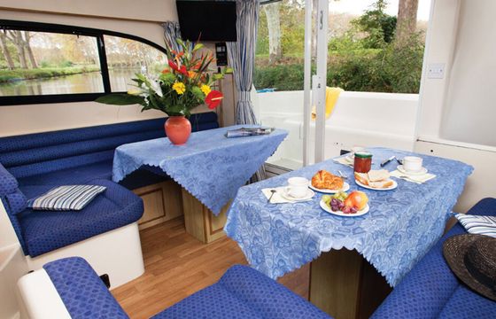 Le Boat Elegance Comfort 37