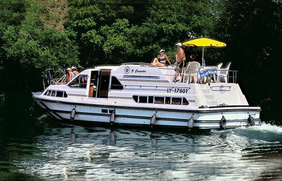 Le Boat Crusader Budget 16