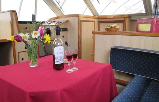 Le Boat Curlew WHS Budget 1