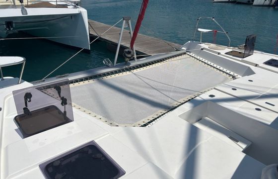 Leopard 42 Sunsail 22