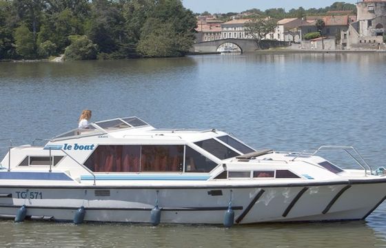 Le Boat Lake Star Budget 4