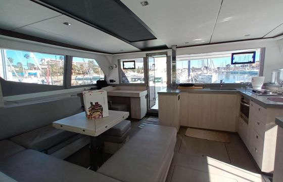 Leopard 45 Lady Mara