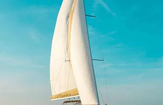 Legion Yachts 360 Legion 2