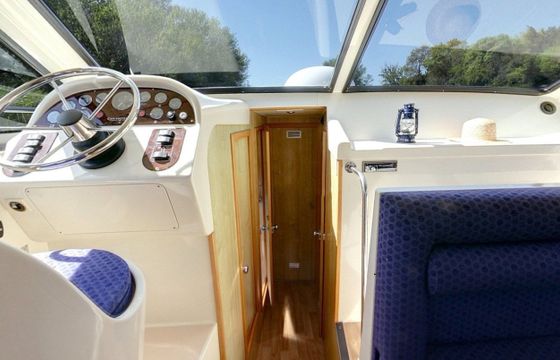Le Boat Magnifique Comfort 27