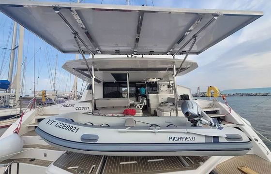 Leopard 50 Trident