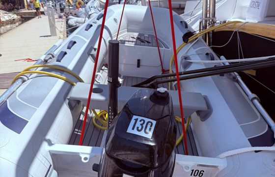 Leopard 42 Sunsail 24