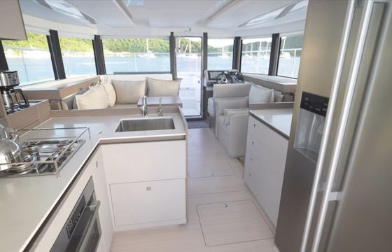 Leopard 40 Moorings 24