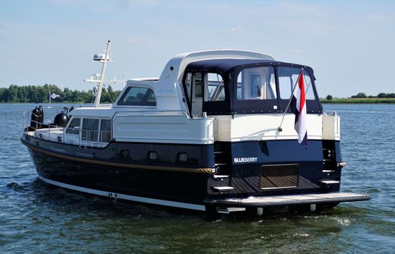 Linssen Grand Sturdy 500 AC Variotop Blueberry