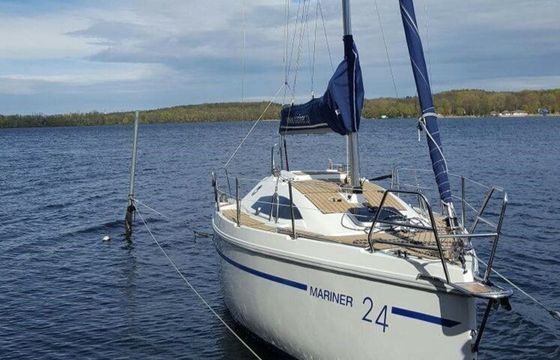 Mariner 24 Marin