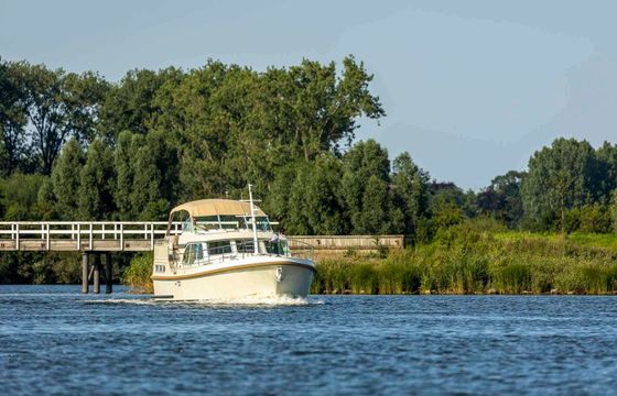 Linssen 40.0 AC Lucina