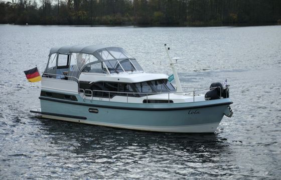 Linssen SL 35 AC Lola