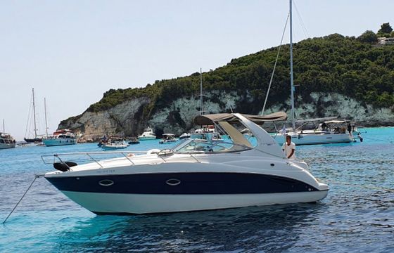 Maxum 3100 White Lady