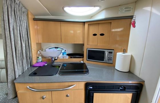 Maxum 3100 White Lady