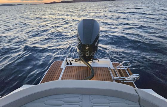 Nadirmarine Eolo 730 HBS