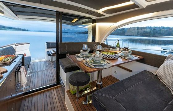 Marex 330 Ladam