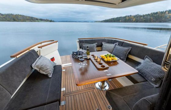 Marex 330 Ladam