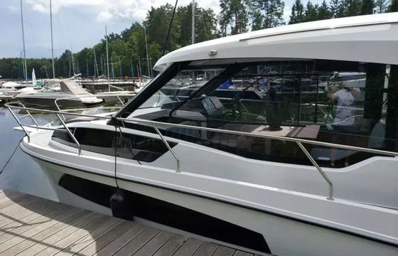 Nautic 880 Nadya