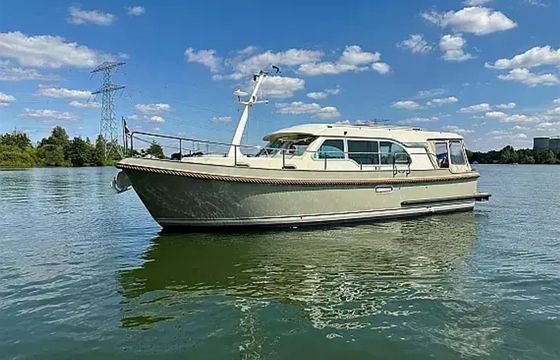 Linssen GS 34.9 Sedan Salida