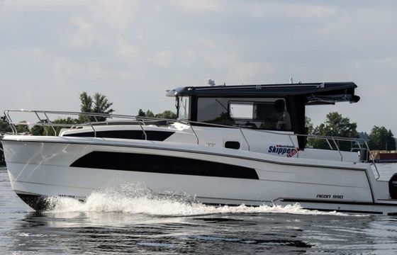 Nautic 990 Boot Sechs