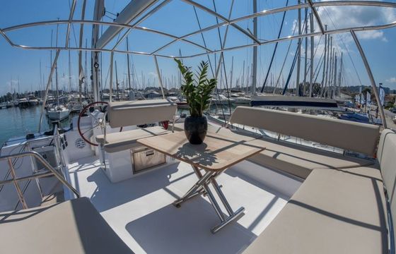 Nautitech 46 Fly Vesselina