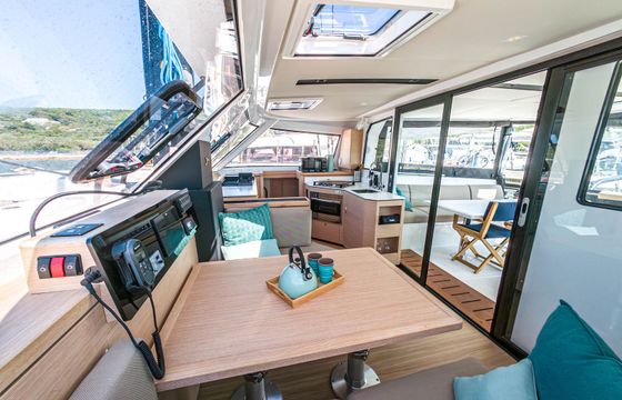 Nautitech Open 40 Motus