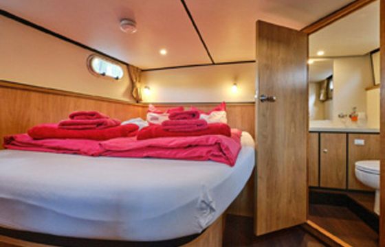 Linssen 350 AC Tethys