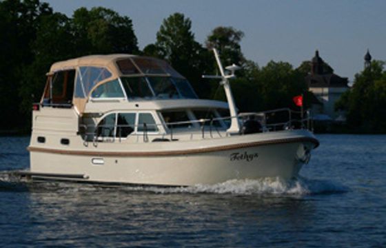 Linssen 350 AC Tethys