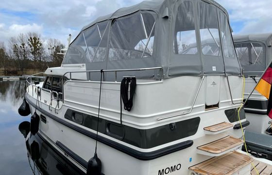 Linssen SL 35 AC Momo