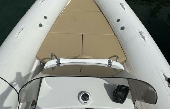 Navigati RIB 8 Luna