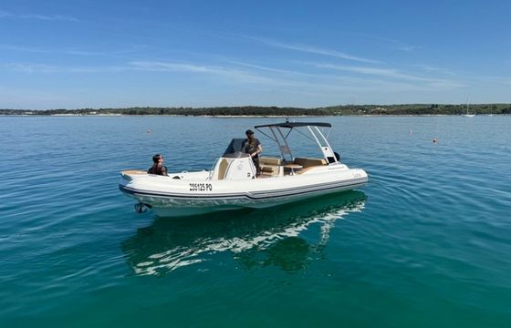 Navigati RIB 8 Luna