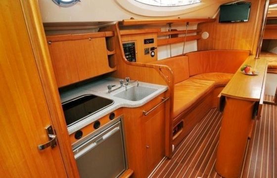 Northman Maxus 33 Roma