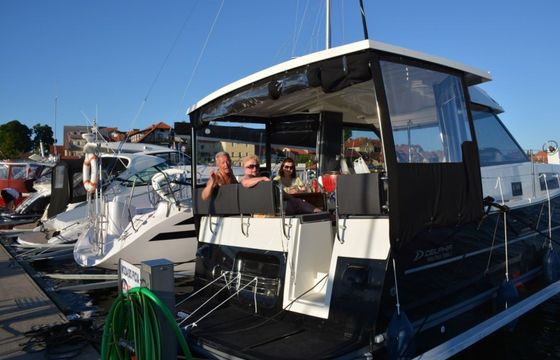 Nautika 1000 Czarny Piotrus