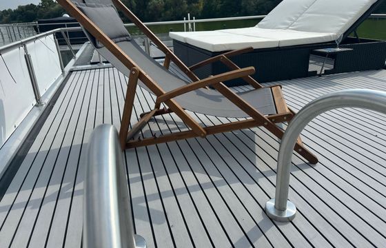 Mein Hausboot HB 07 Moby Dick