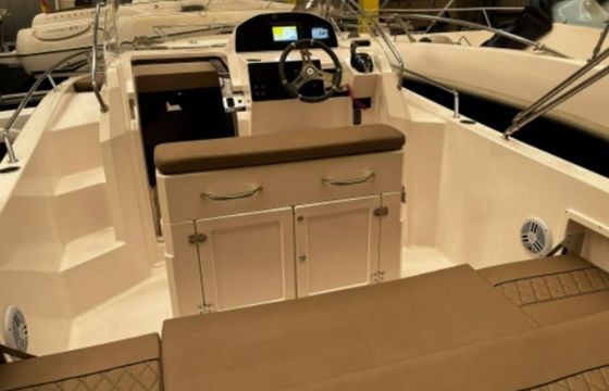 Pacific Craft 750 Oceans 3