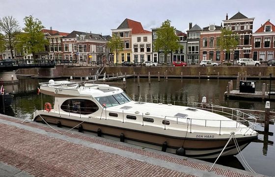 Nicols Octo Fly Den Haag