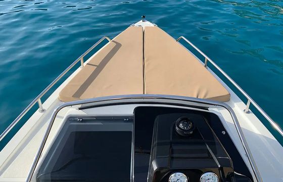 Nuva Yachts M6 Focus